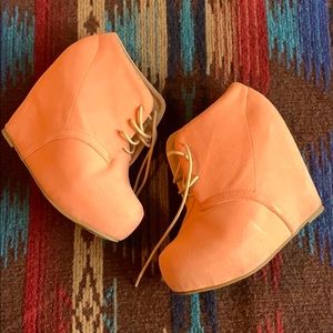 LAST CHANCE! Hidden Wedge Lace-Up High Top Bootie